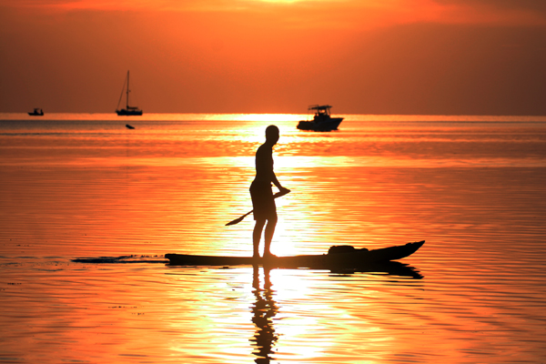 Sunset-Paddleboarding-with-SUP-Travel-Company